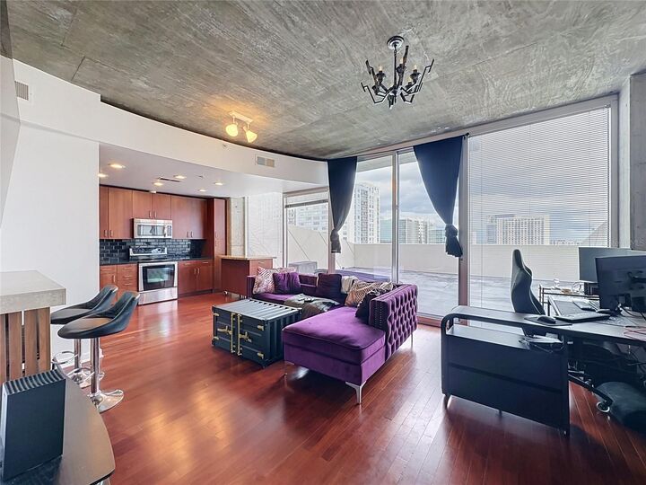 Property Photo: 155 S Court Avenue 1009 FL 32801