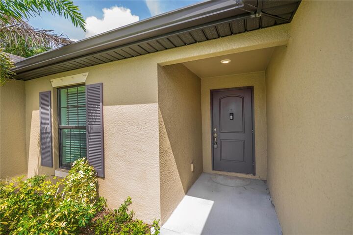 Property Photo:  2555 Atwater Drive  FL 34288 