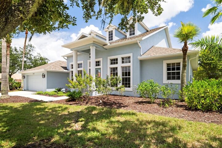 Property Photo: 1111 Brambling Court FL 34212