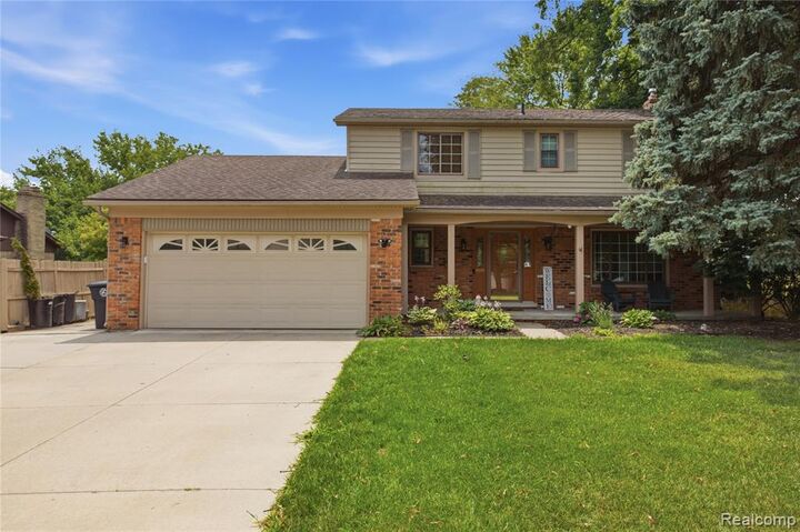 Property Photo:  33665 Curtis Road  MI 48152 