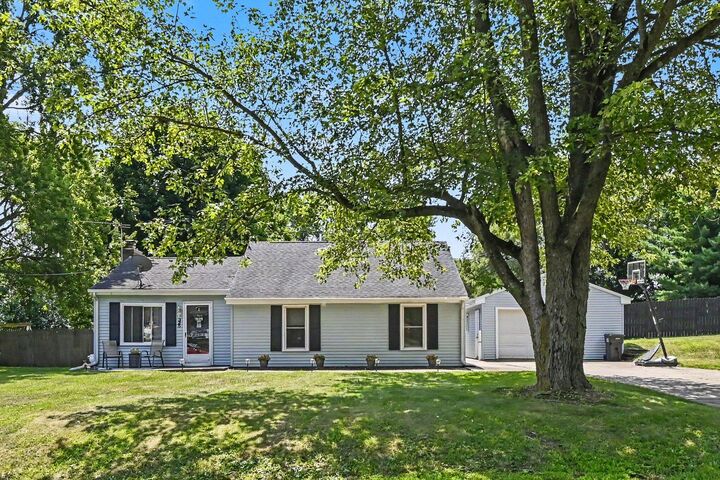 Property Photo:  325 Burt Avenue  MI 49201 