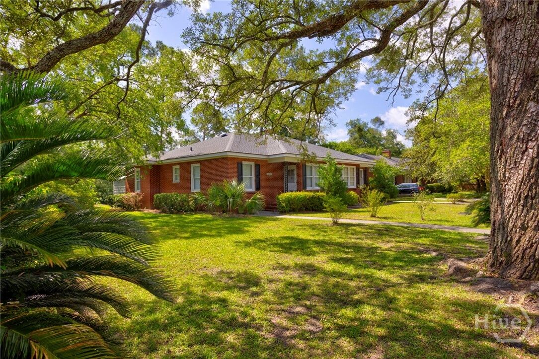 Property Photo:  4602 Sussex Place  GA 31405 