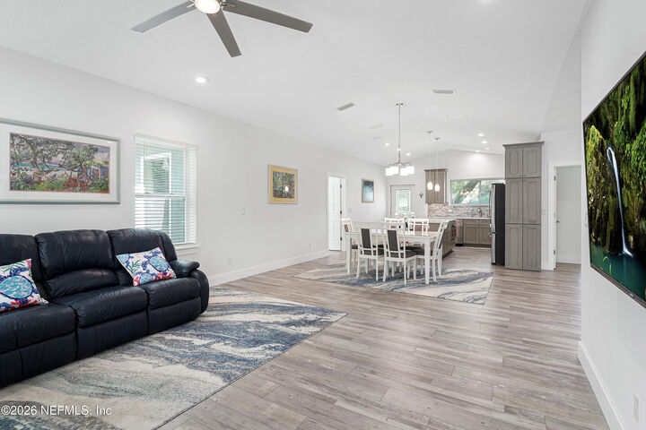Property Photo: 3613 Fort Peyton Circle FL 32086