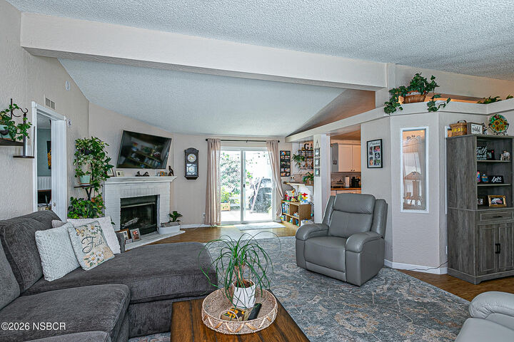 Property Photo: 1317 N V Street 140 CA 93436