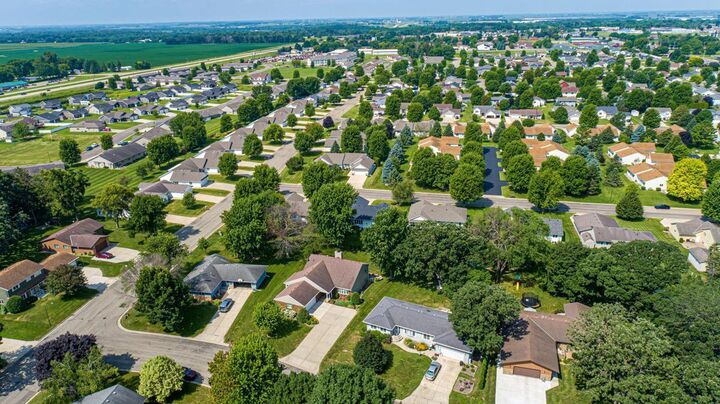 Property Photo:  2170 Diablo Drive SE  MN 55060 