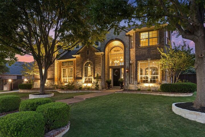 Property Photo:  10624 Star Meadow Drive  TX 75033 