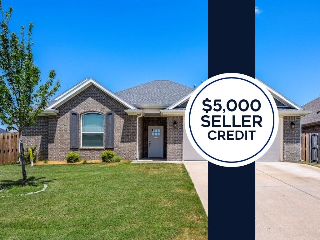 Property Photo: 712 Diamond Avenue AR 72745