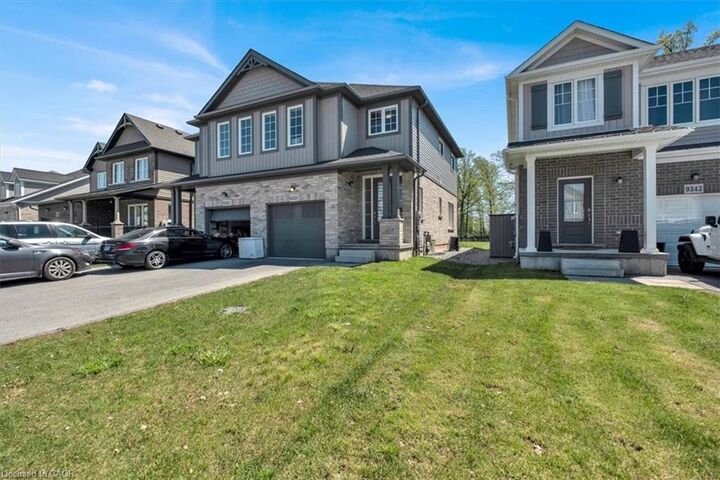 Property Photo: 9338 White Oak Avenue ON L2G 3P6