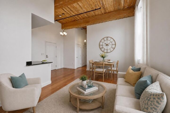 Property Photo:  52 Lawrence Drive 515  MA 01854 