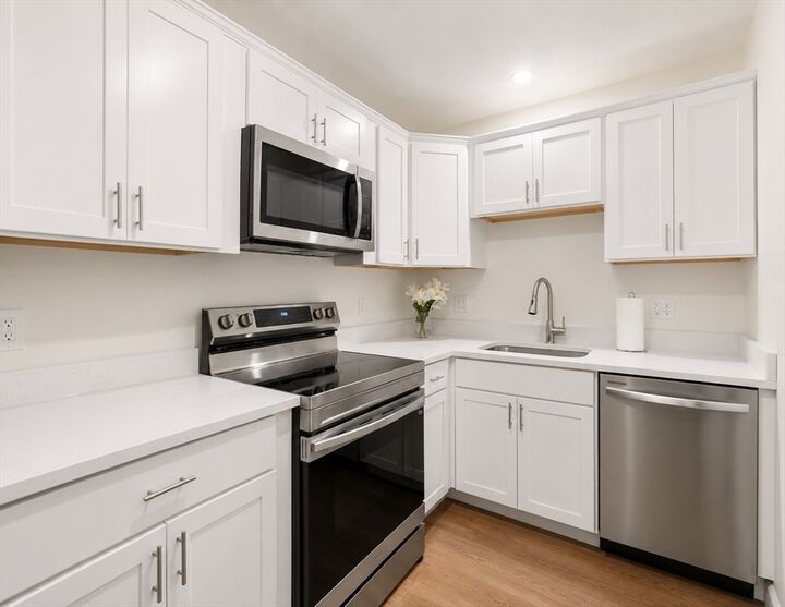 Property Photo:  159 Bittersweet Ln 123  MA 02368 