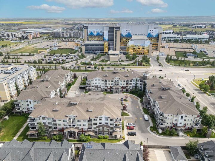 28 Auburn Bay Link SE 411 — photo 1