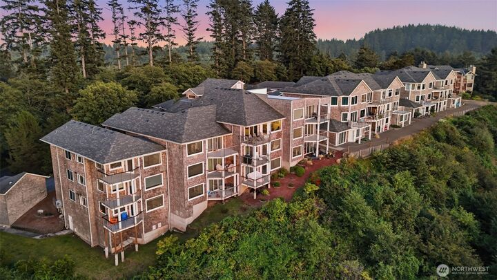 Property Photo: 2815 Willows Road 338 WA 98644