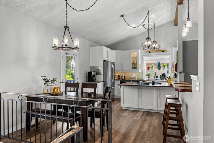 Property Photo:  11621  19th Avenue SW  WA 98146 