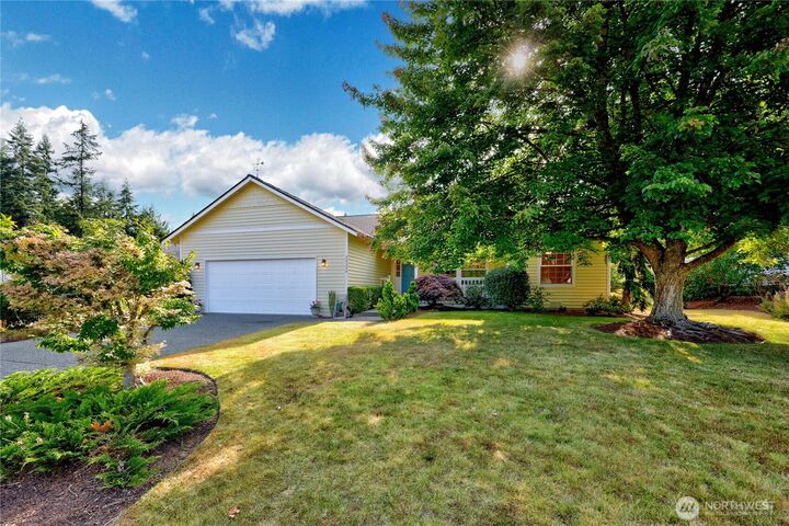 Property Photo:  20334  12th Avenue NE  WA 98370 