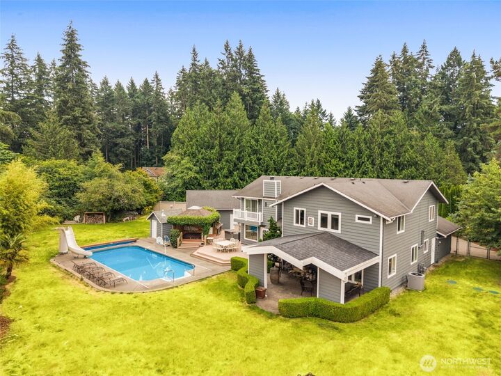 Property Photo: 14030 SE 139th Street WA 98059