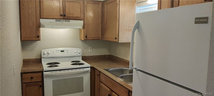 Property Photo: 5356 W Customer Court FL 34461