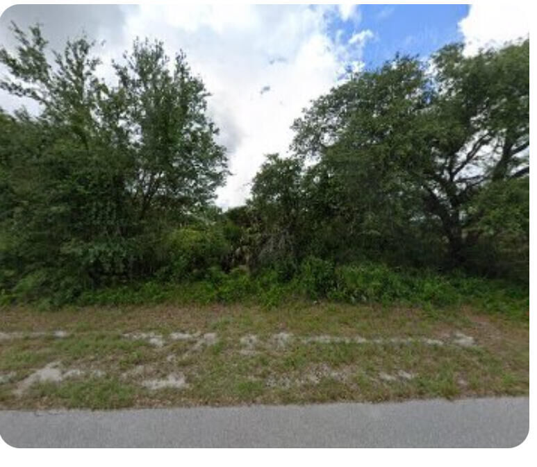 Property Photo:  2519 71st Street W  FL 33971 