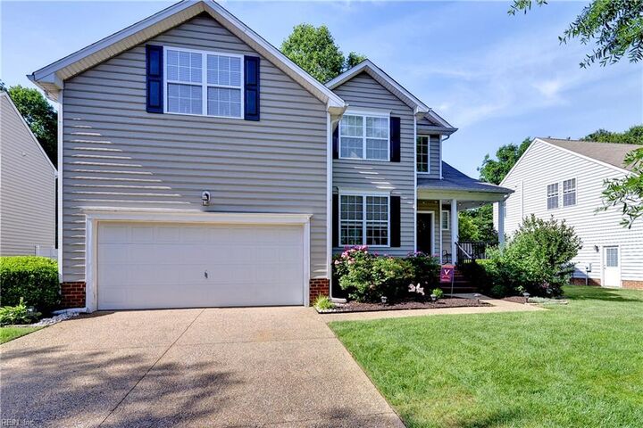 Property Photo:  104 Yardarm Ct  VA 23185 