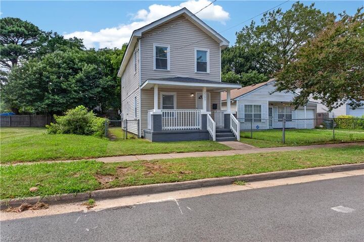 Property Photo:  2209 Marshall Ave  VA 23504 