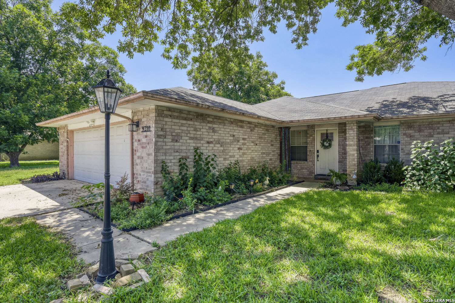 Property Photo: 9210 Shadow Lawn Cir TX 78109