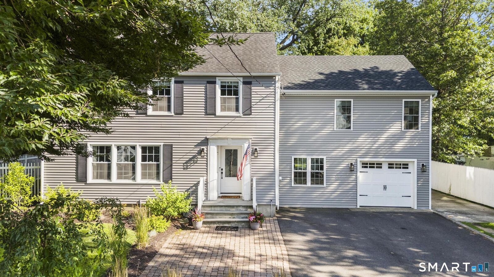 Property Photo:  77 Lawlor Terrace  CT 06614 