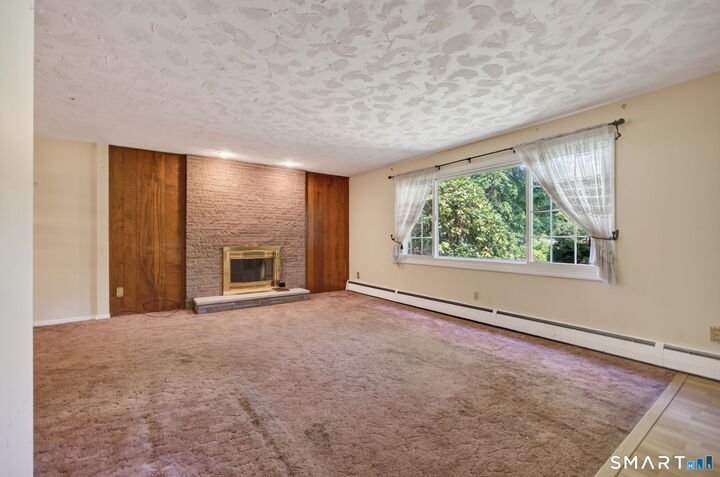 Property Photo:  1526 Hartford Turnpike  CT 06473 