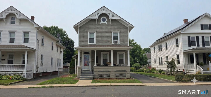 Property Photo:  8 Chestnut Street  CT 06096 