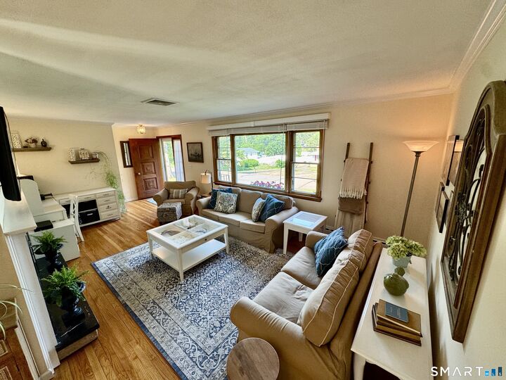 Property Photo:  9 Knollwood Drive  CT 06405 