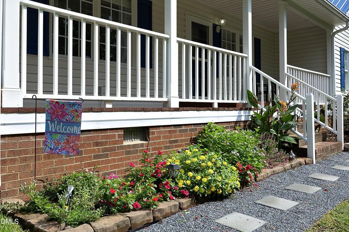 Property Photo: 1581 Deep River Road NC 27330