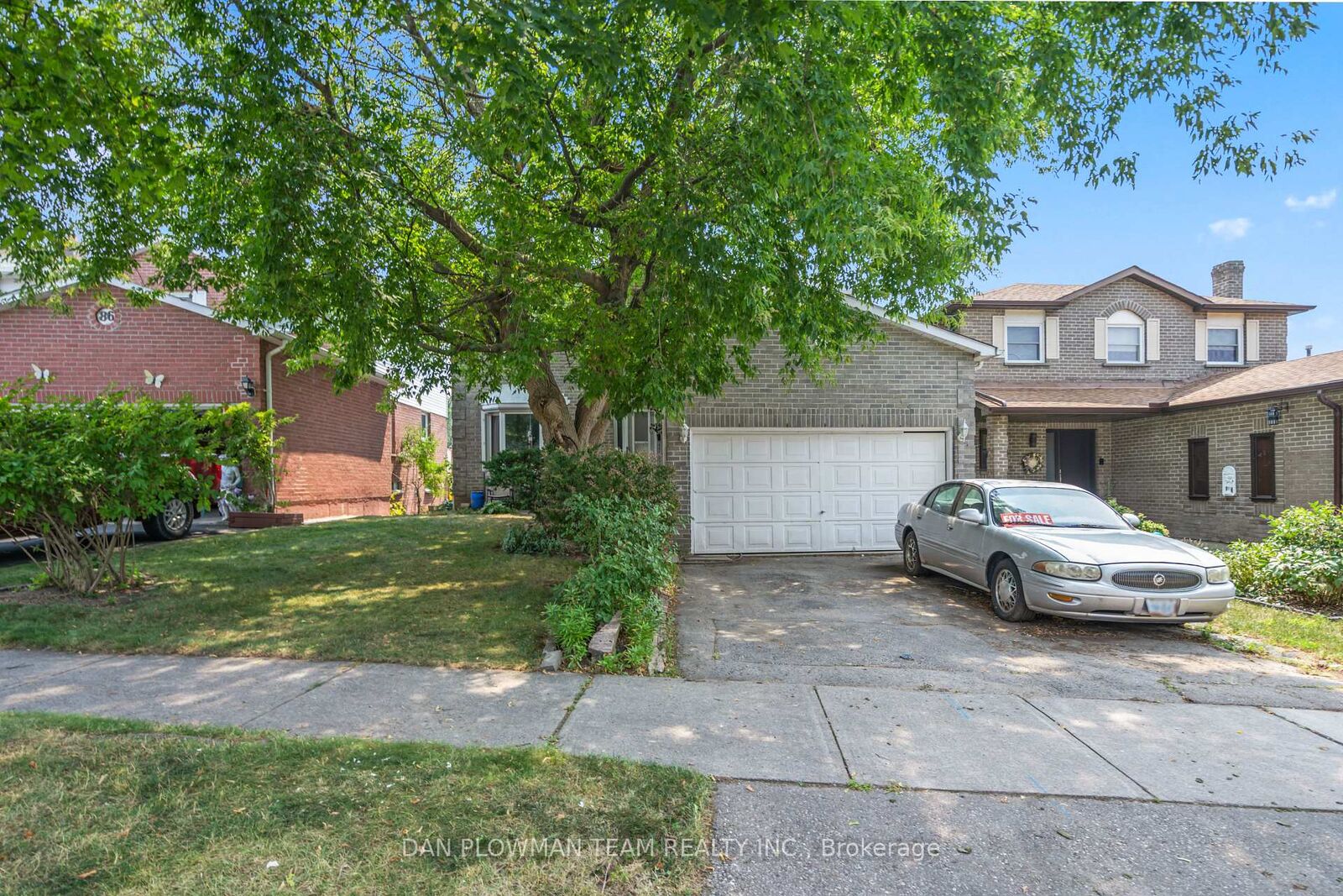 Property Photo: 84 Long Drive ON L1N 8E7