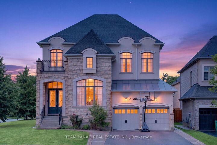 Property Photo: 1 Astrantia Way ON L6X 1P3