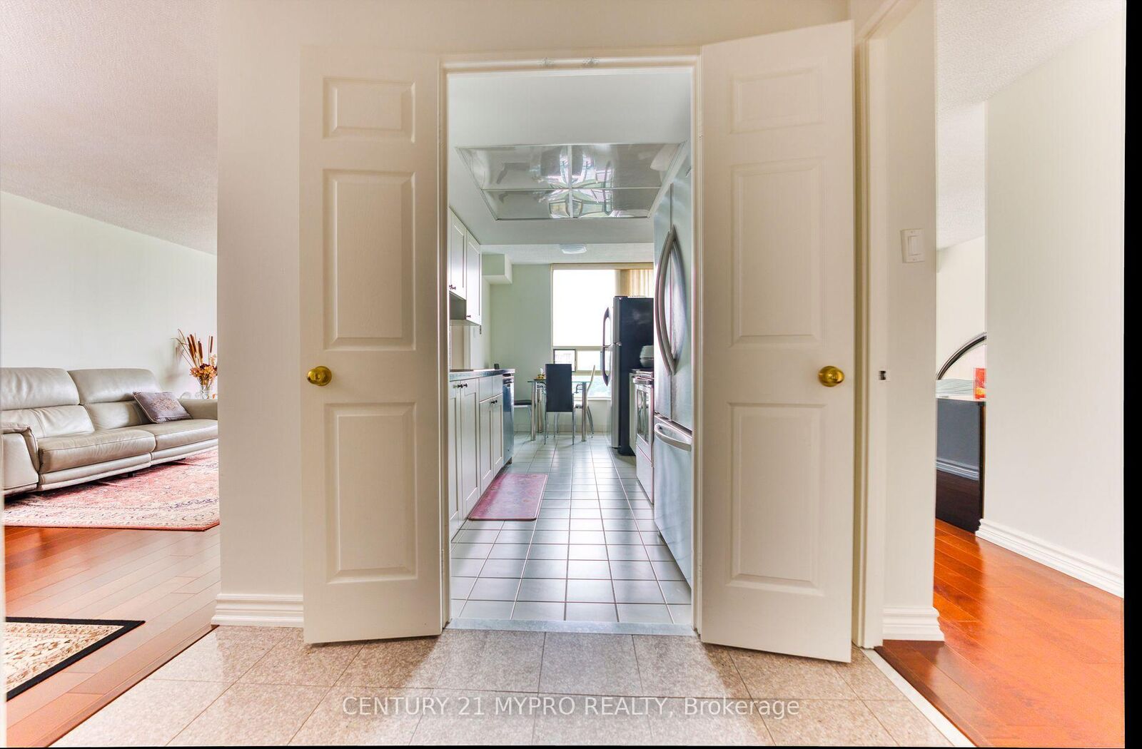 Property Photo: 7805 Bayview Avenue #1325 ON L3T 7N1
