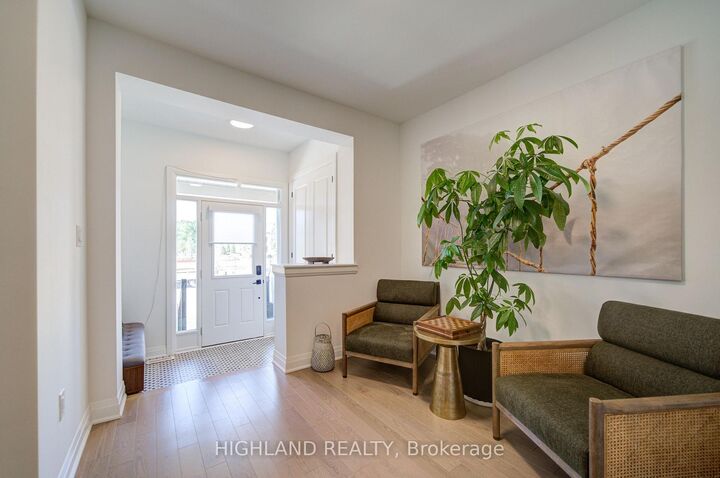 3153 John McKay Boulevard — photo 1