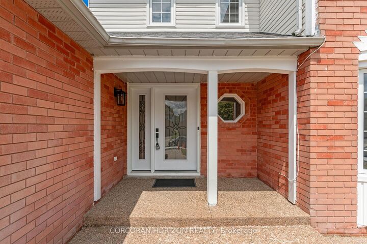 Property Photo: 62 Glenvalley Drive ON N1T 1N8