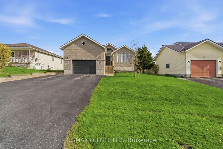 Property Photo: 99 McKenzie Street ON K0K 2K0
