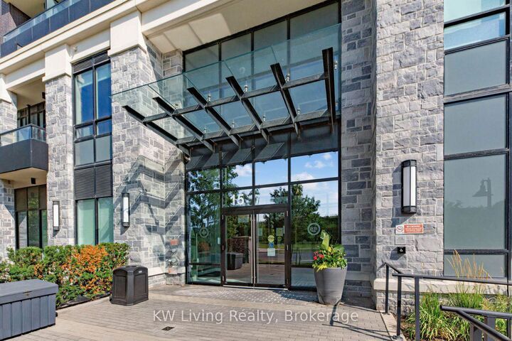 Property Photo: 15 Water Walk Drive 711 ON L6G 0G2