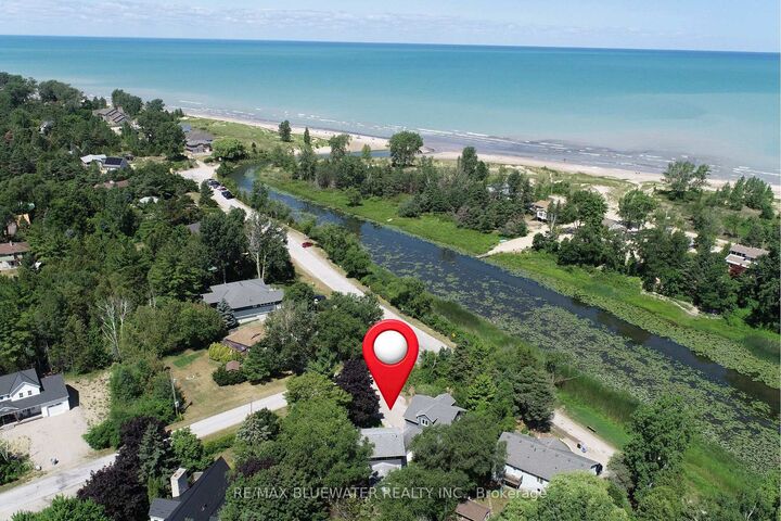 Property Photo:  9994 Edward Street  ON N0M 2L0 