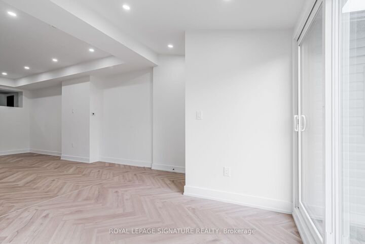 Property Photo: 861 O'Connor Drive 1 ON M4B 2S7