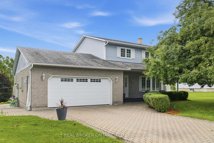 Property Photo:  10532 Main Street  ON K0E 1W0 