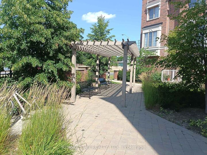 Property Photo:  180 Howden Boulevard  ON L6S 0E6 
