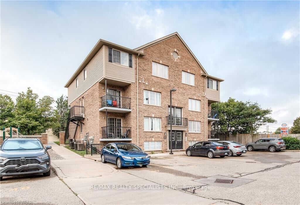 Property Photo:  12 Holdborn Drive 25  ON N2A 0A4 
