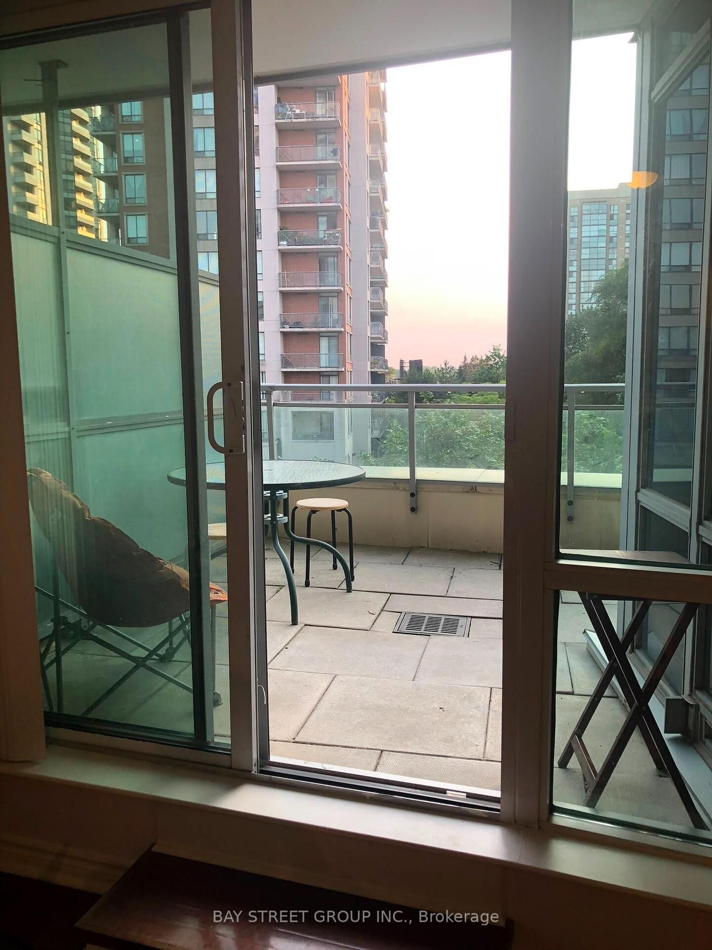Property Photo:  60 Byng Avenue 302  ON M2N 7K3 