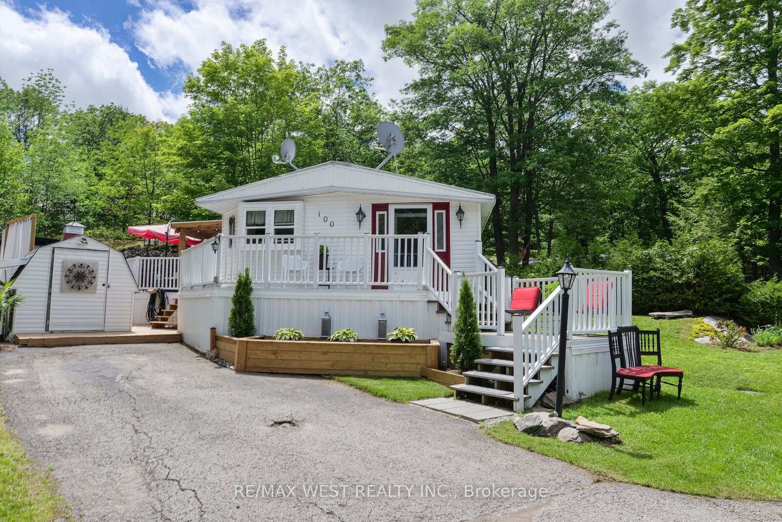 Property Photo:  1007 Racoon Road 100  ON P1P 0C4 