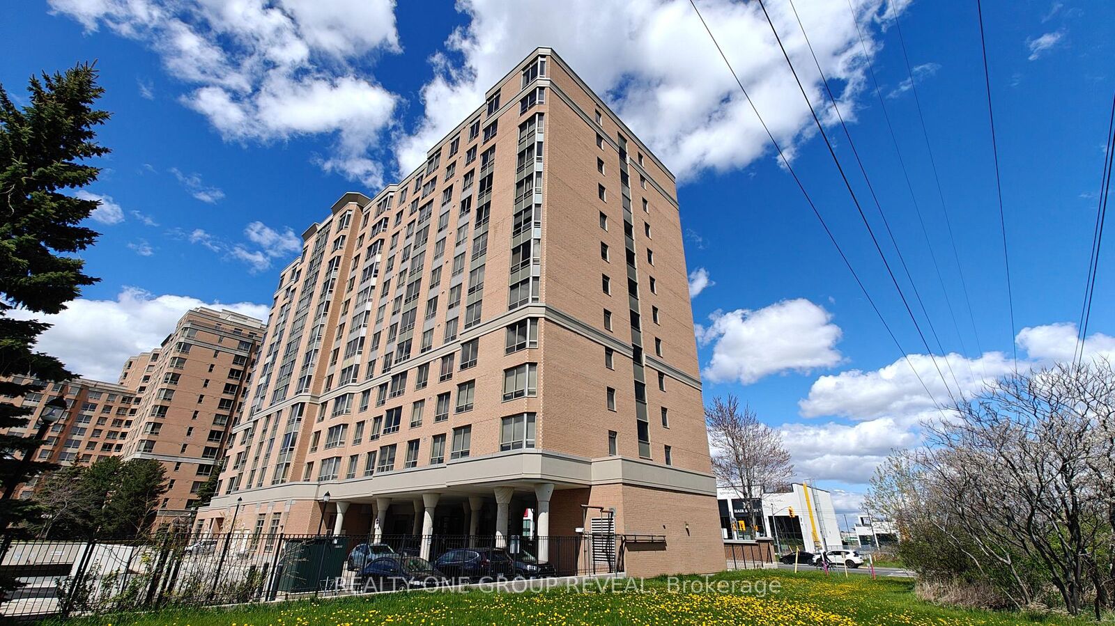 Property Photo: 3088 Kennedy Road Ph10 ON M1V 5M4