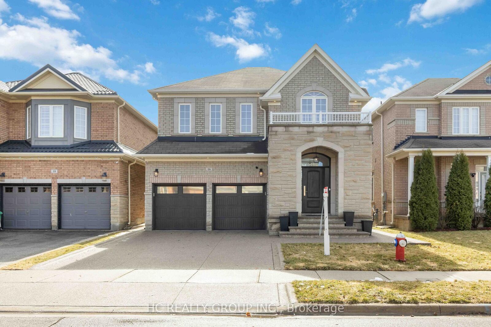 Property Photo:  16 Begonia Crescent  ON L7A 0M5 