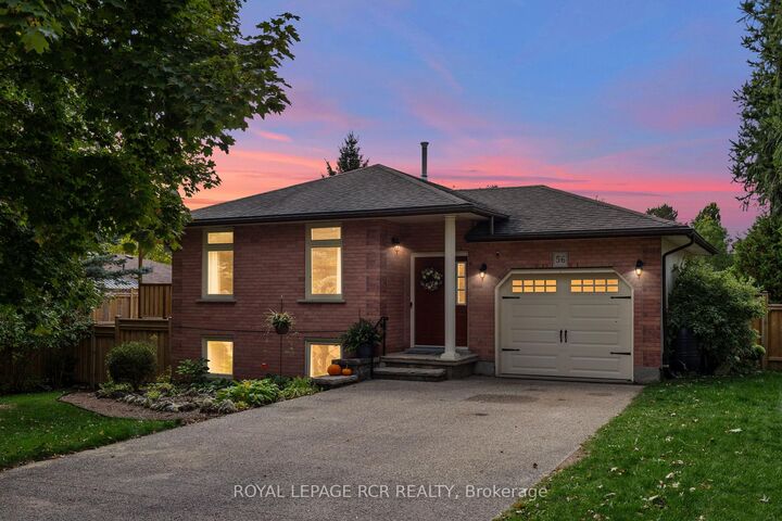 56 Wilson Crescent — photo 1
