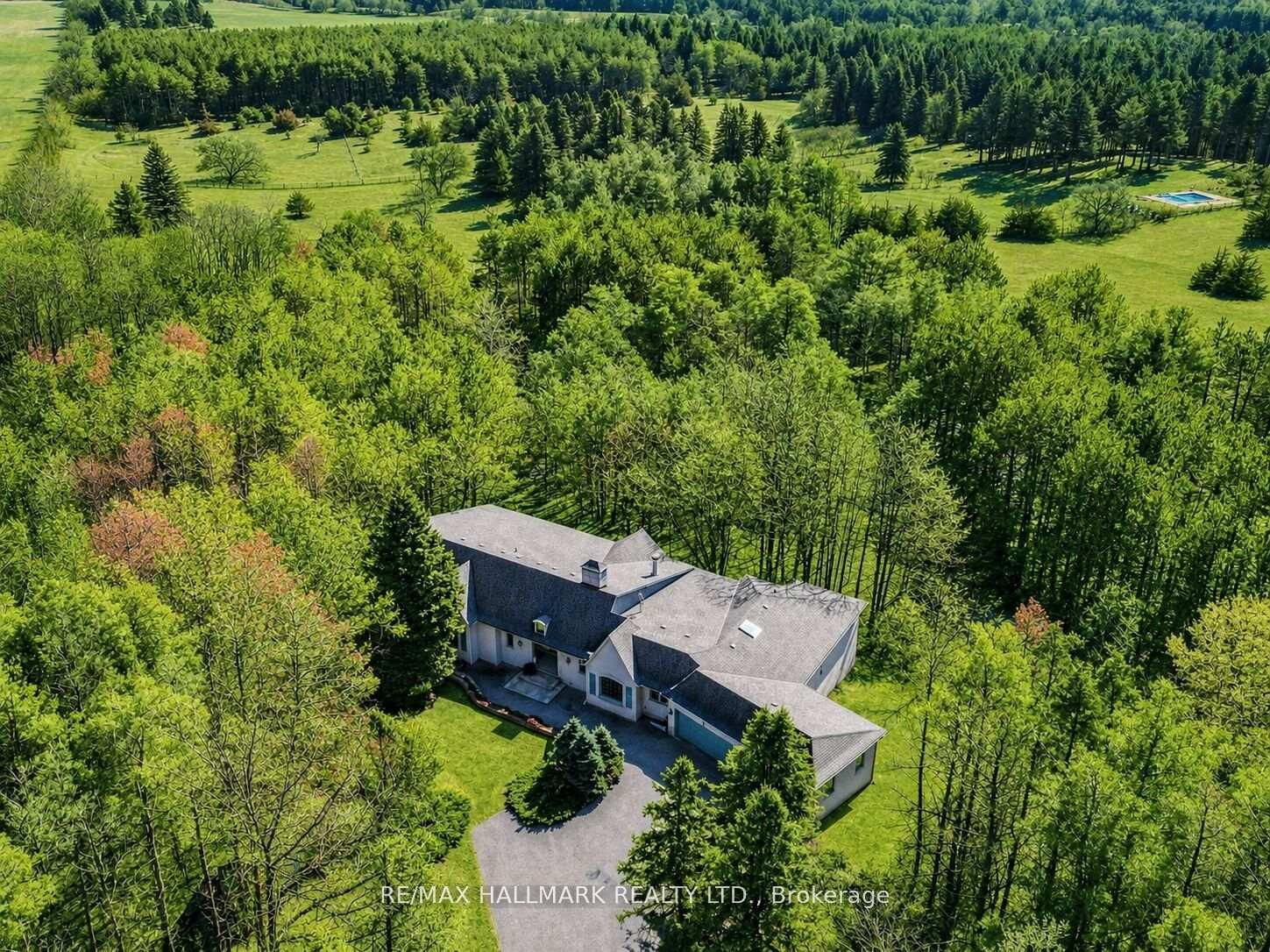 Property Photo: 18381 Mc Cowan Road ON L0G 1M0