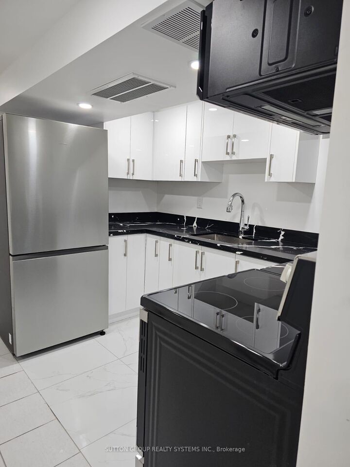 Property Photo:  137B Chatham Avenue  ON M4J 1K8 