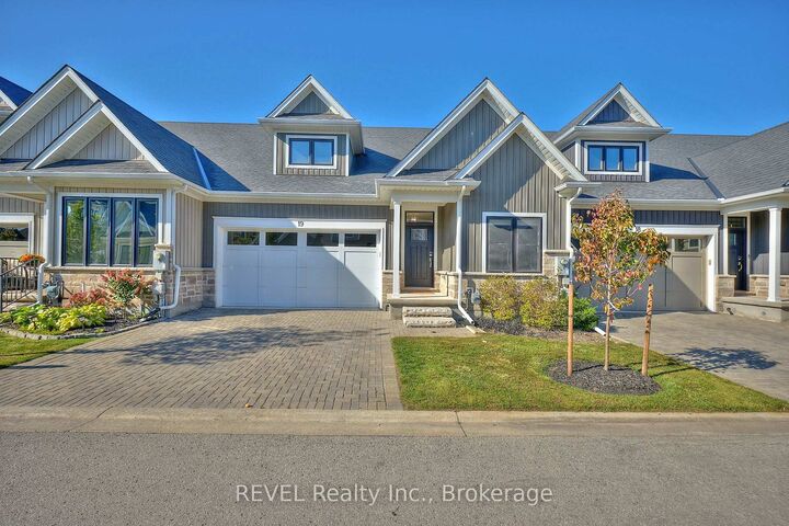 Property Photo: 9245 Shoveller Drive 19 ON L2H 0M4