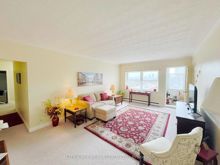 Property Photo:  824 Brant Street 25  ON L7R 2J5 